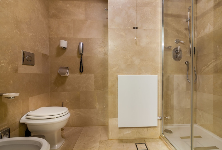 Bathroom 2, EPOQUE HOTEL RELAIS CHATEAUX, Municipiul Bucuresti