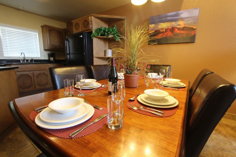 Dining Room 9