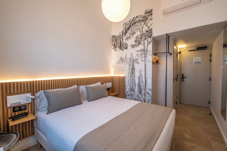 Bedroom 26