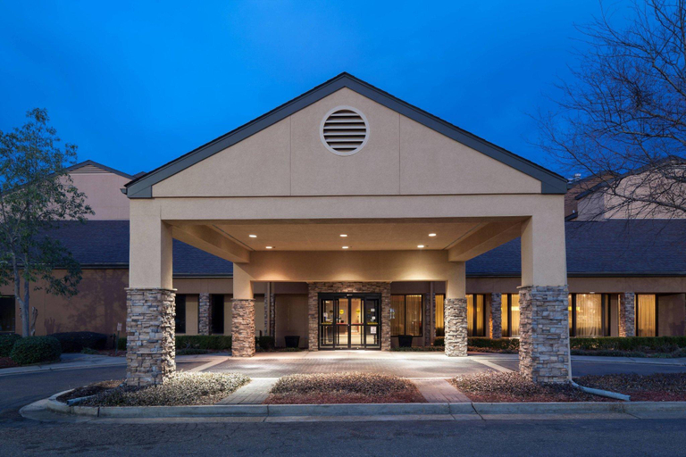 Exterior & Views 2, Courtyard Jackson Ridgeland, Hinds