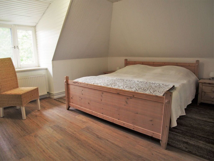 Bedroom 3, Holiday Apartment Strandkrabbe, Nordfriesland