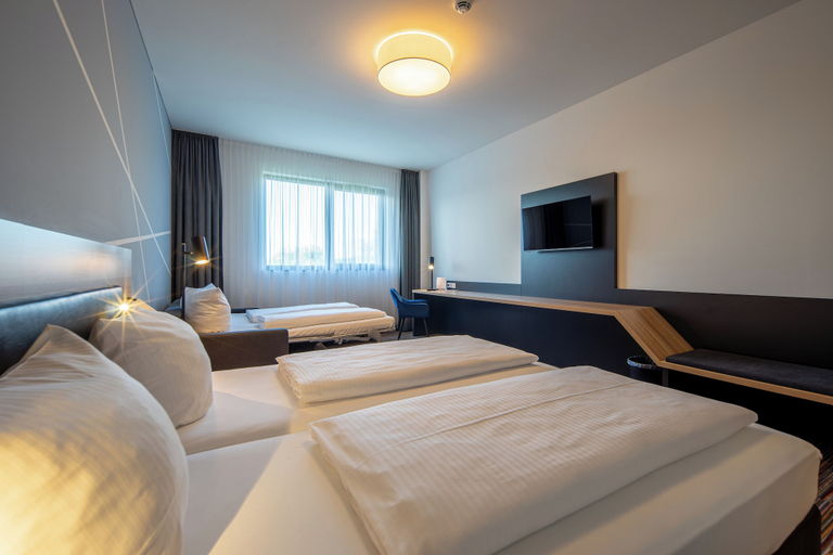 Bedroom 3, City Hotel Neumarkt, Neumarkt in der Oberpfalz
