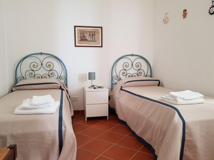 Bedroom 3, Villa Brancasi con piscina, Brindisi