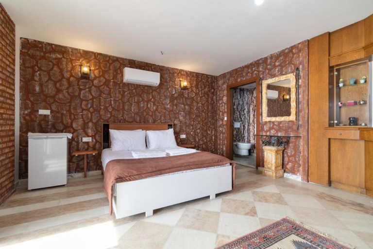 Bedroom 4, Moon & Sun Otel, Seferihisar