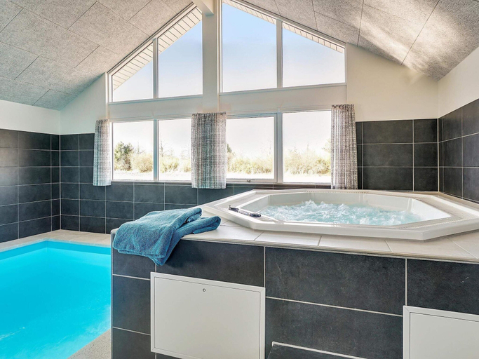 Bathroom 3, 5 Star Holiday Home in Grenaa, Norddjurs