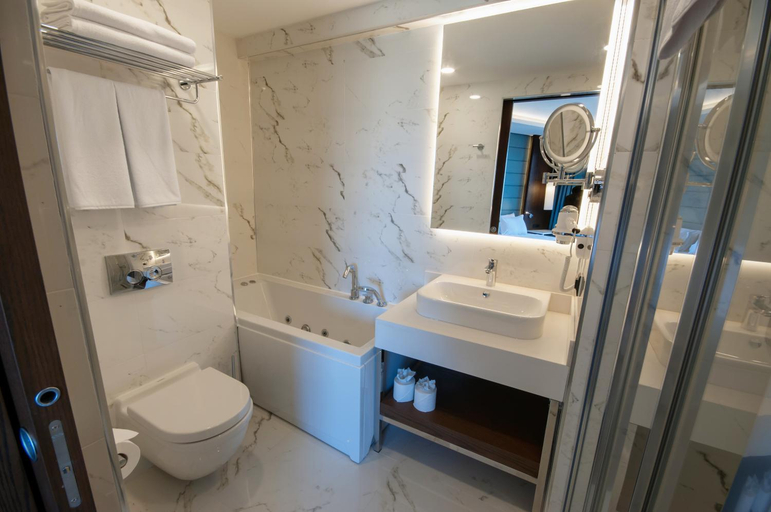 Bathroom 4, Acroter Hotel & Spa, Datça