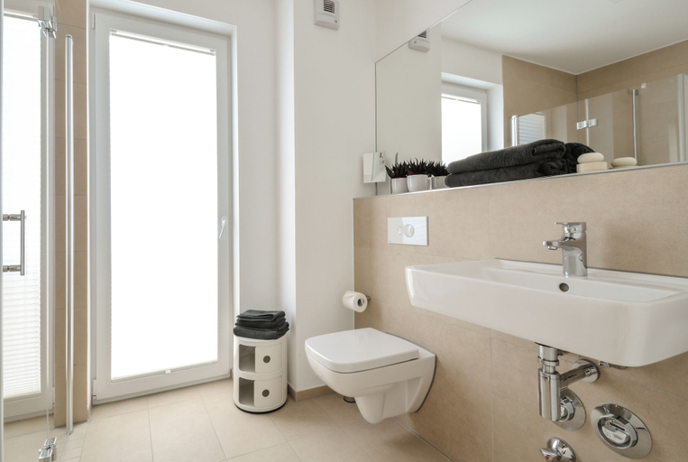 Bathroom, Lunas Appartements in Essen, Essen