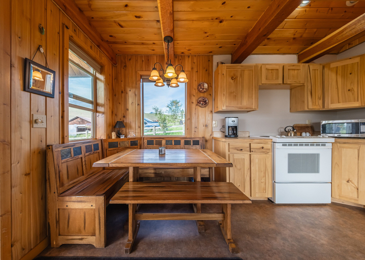 Others 5, The Cabin on the Ranch, Lincoln