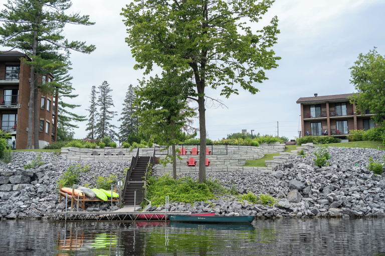 Exterior & Views 2, Ramada by Wyndham Ottawa On The Rideau, Ottawa