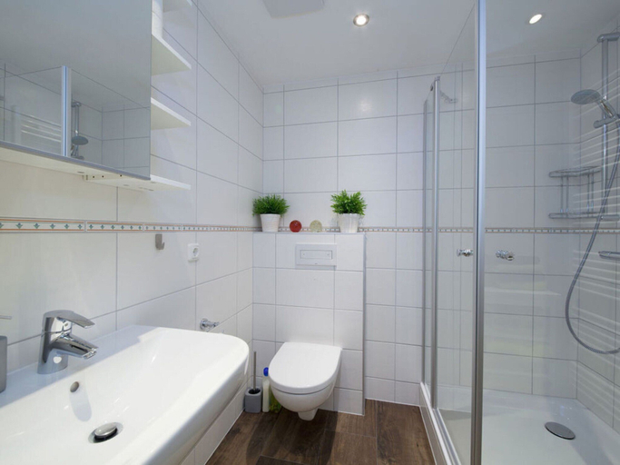 Bathroom, Holiday Apartment Alpakahof Blomberg, Märkischer Kreis