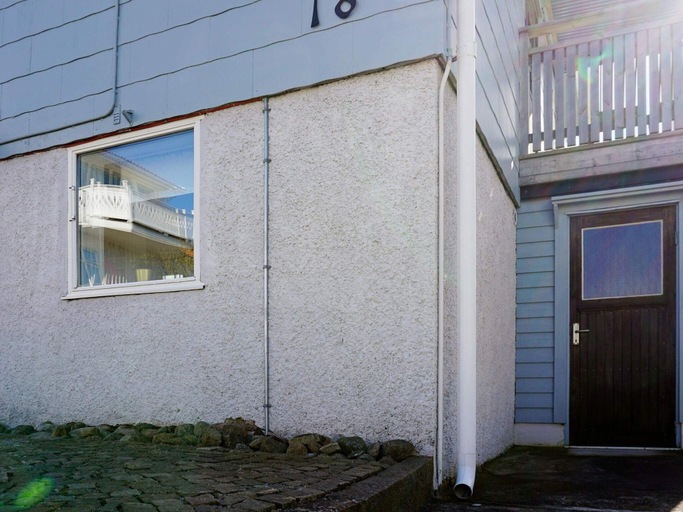 Others 5, 4 Person Holiday Home in Kungshamn, Sotenäs