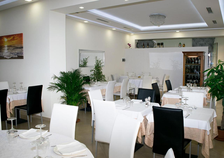 Others 4, Cristal Rooms, Piacenza