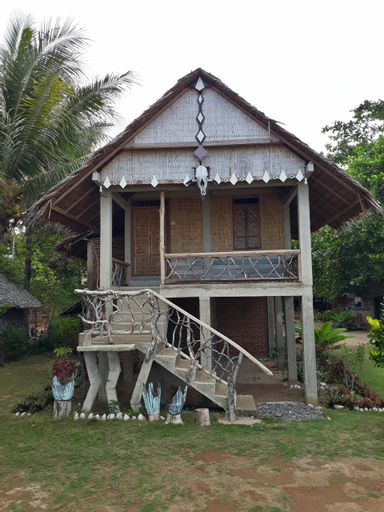 Exterior 8