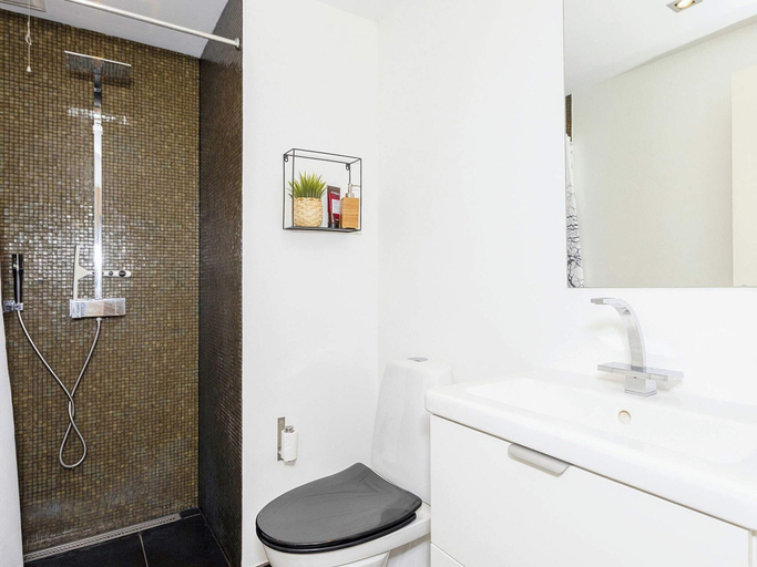 Bathroom 3, 4 Star Holiday Home in Skals, Viborg