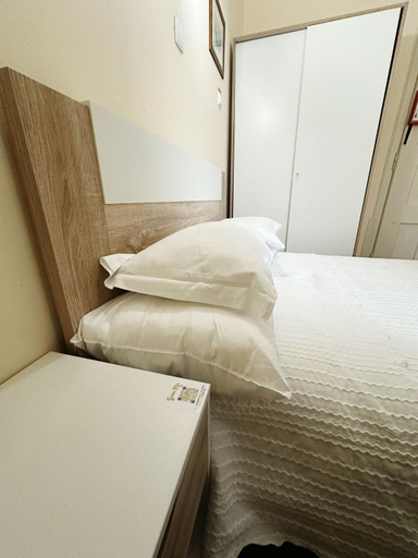 Bedroom 2, Central Guest House, Figueira da Foz