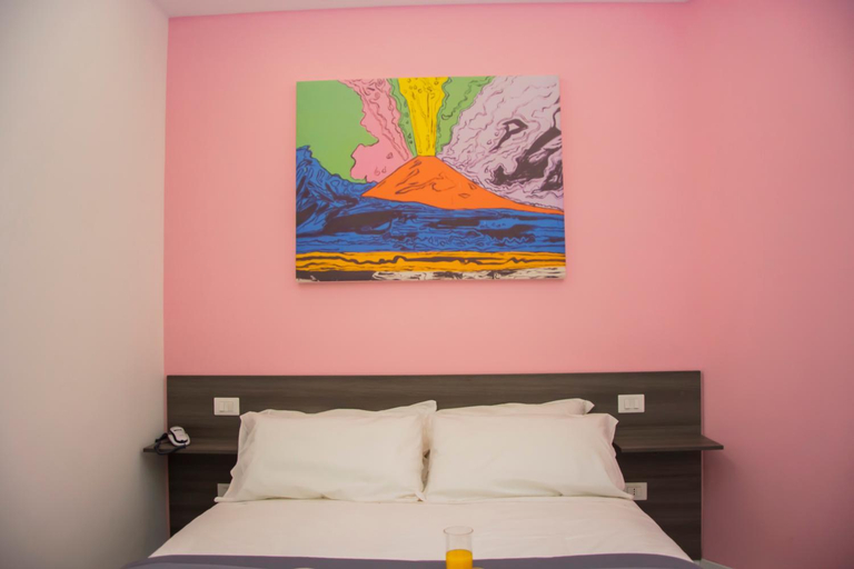 Others 3, B&b '900, Foggia
