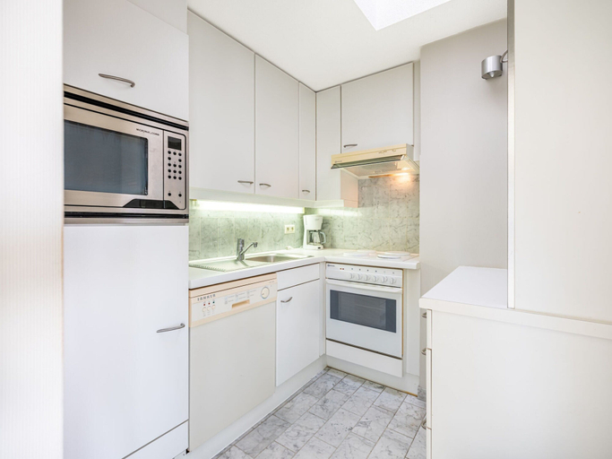 Others 4, Apartment Near Oostduinkerke Nature Reserve, West-Vlaanderen