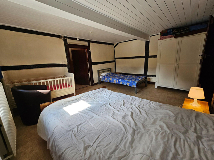 Room 5, Renovated Holiday Home in Stavelot With Infrared Sauna, Liège