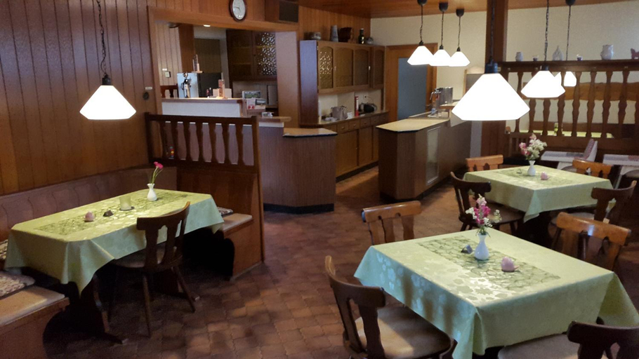Food & Drinks 3, Zur Dorfschanke, Birkenfeld