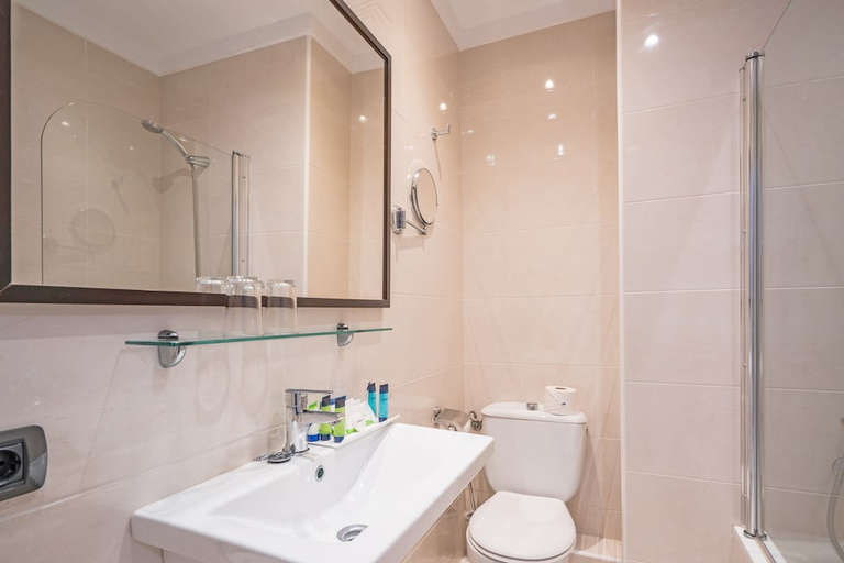 Bathroom 5, THB Gran Playa, Baleares