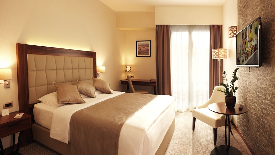 Bedroom 3, Grand Hotel Portoroz, Piran