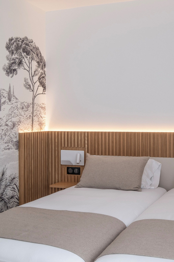 Bedroom 22