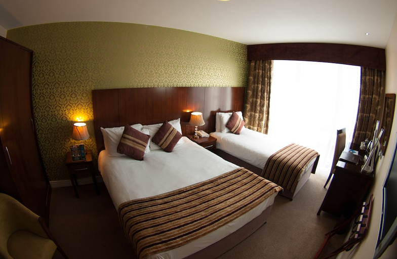Bedroom 3, The George Limerick Hotel