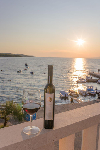 Food & Drinks 3, Aparthotel Marina Gromela, Supetar