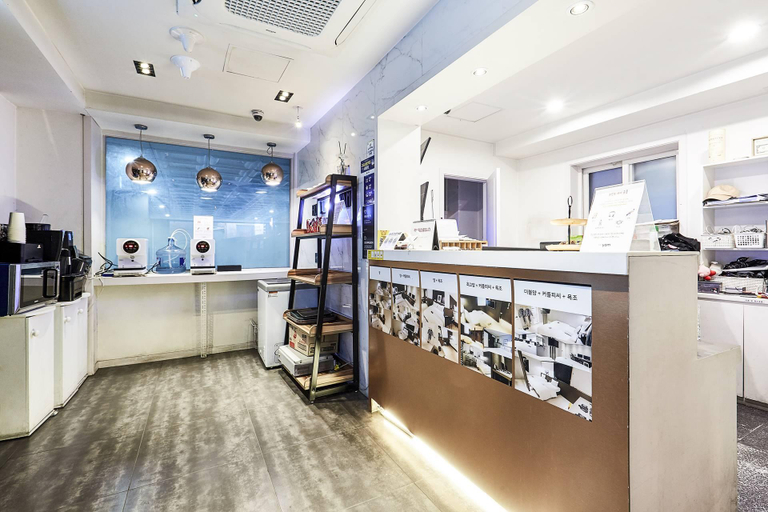 Others 4, yam hotel , Guri