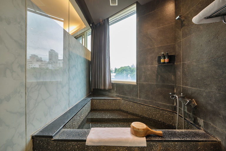 Bathroom 4, Tenlien onsen Hot Spring Hotel, Yilan