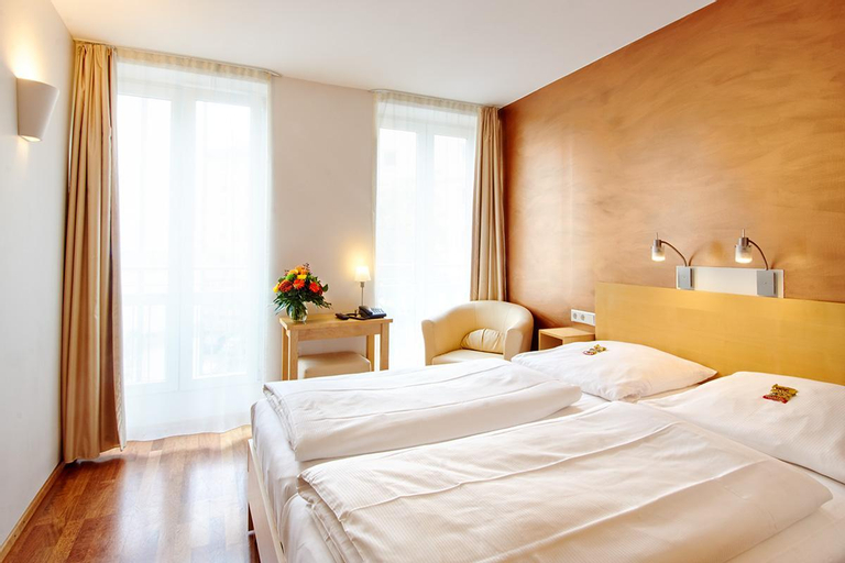Bedroom 12