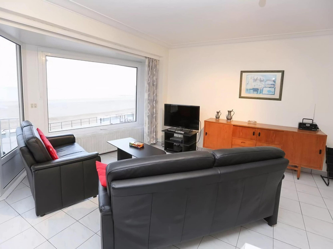 Others 5, Beachfront Stay in Middelkerke for 6, West-Vlaanderen