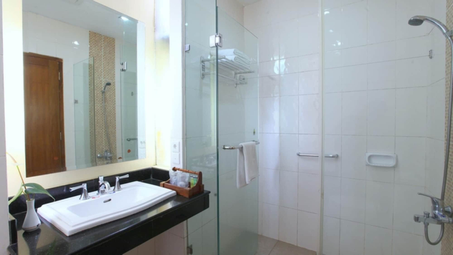 Bedroom 5, Sindang Reret Hotel & Restaurant Cikole Lembang, Bandung