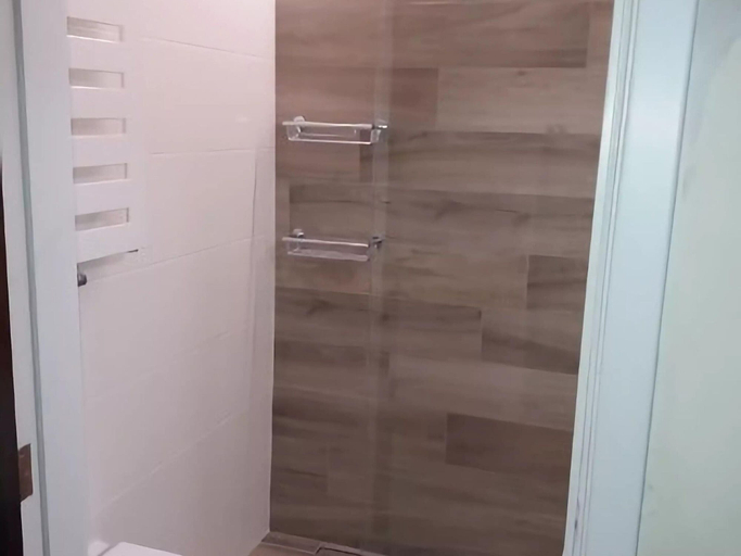 Bathroom, Beachfront Stay in Middelkerke for 6, West-Vlaanderen