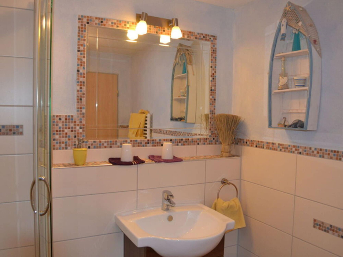 Bathroom, Brunnenhof Garden View, Breisgau-Hochschwarzwald