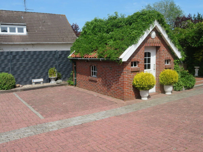 Exterior 3, Holiday Apartment Zur Heide, Leer