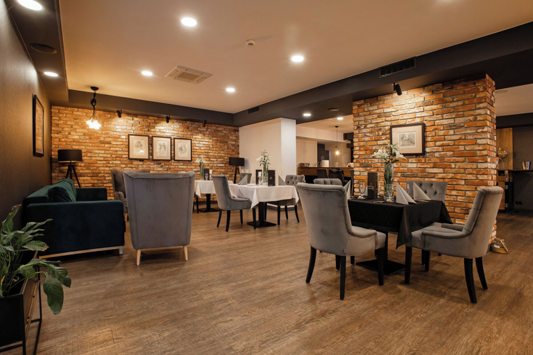 Food & Drinks 4, Scout Hotel, Częstochowa City