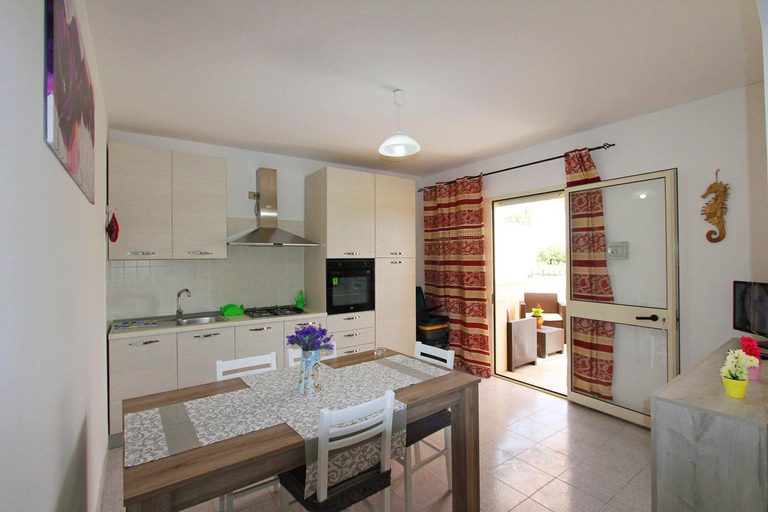 Others 5, Casa fronte spiaggia, Lecce