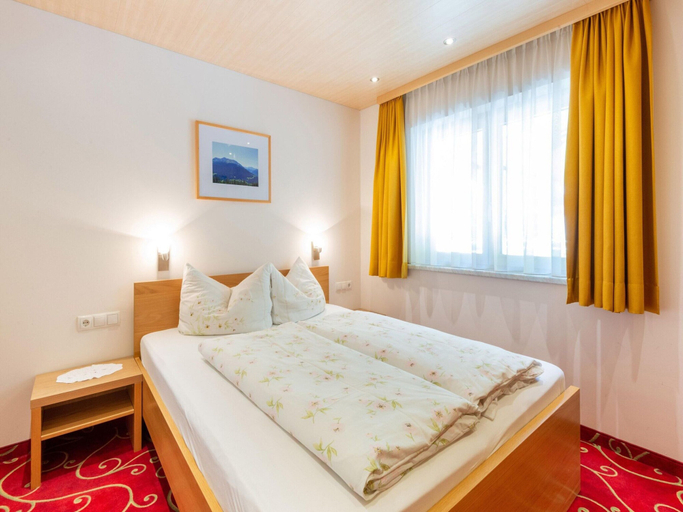 Others 4, Spacious Apartment in Tschagguns With Garden, Bludenz
