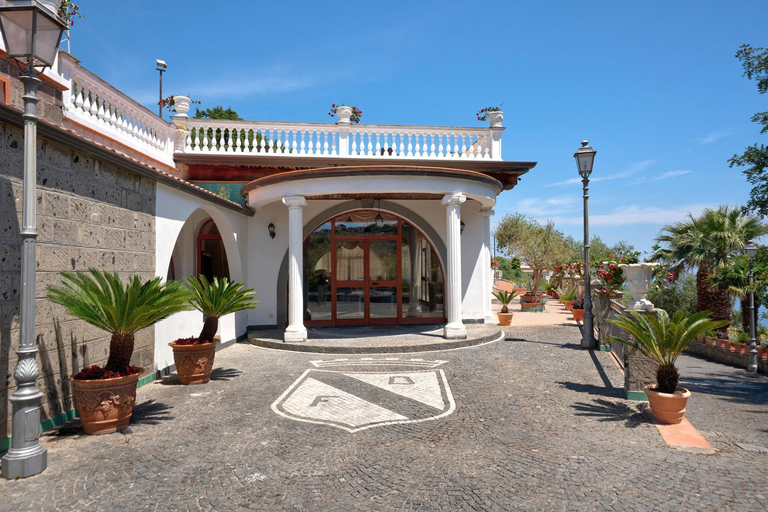 Others 5, Villa Azzurra, Napoli