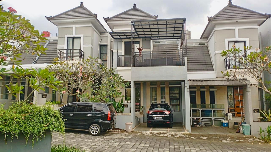 Public Area 3, Villa Plumeria A3, Jember