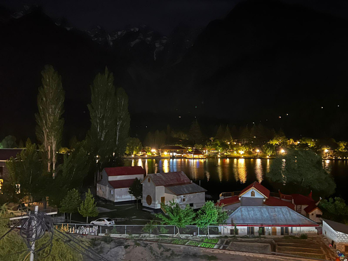 Others 2, Hotel Mountain Lagoon, Northern Areas