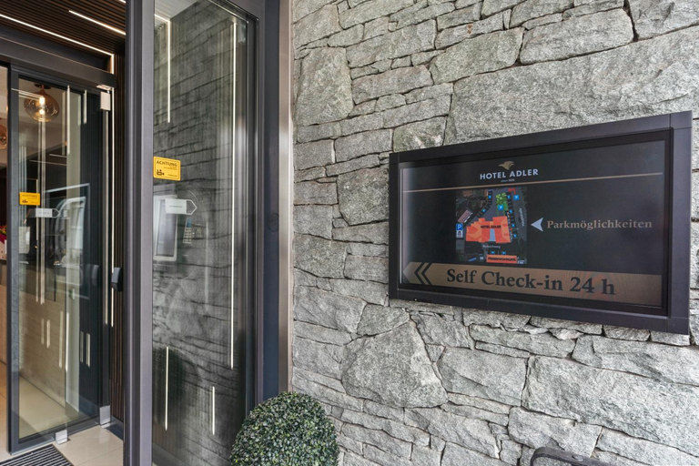 Others 3, Hotel Adler, Bodenseekreis