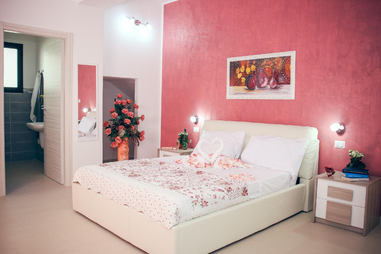 Others 3, Il Sorriso B&B, Lecce