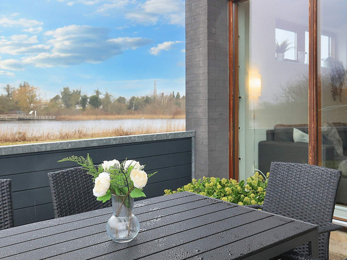 Dining 2, 4 Star Holiday Home in Bogense, Nordfyns