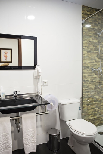 Bathroom 3, Casa de los Faroles, Córdoba