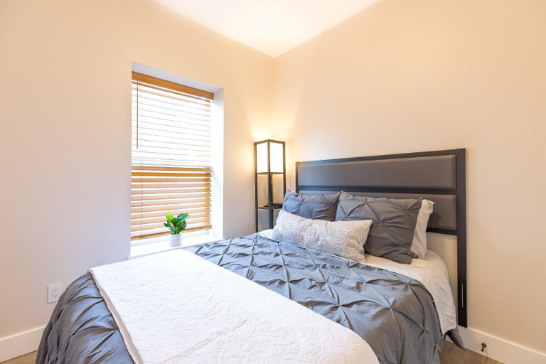 Bedroom 2, Aisling Suites, Cascade