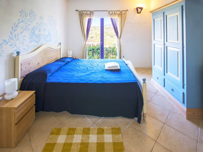 Room 3, Holiday Home in Baja Sardinia Near Beaches, Olbia-Tempio