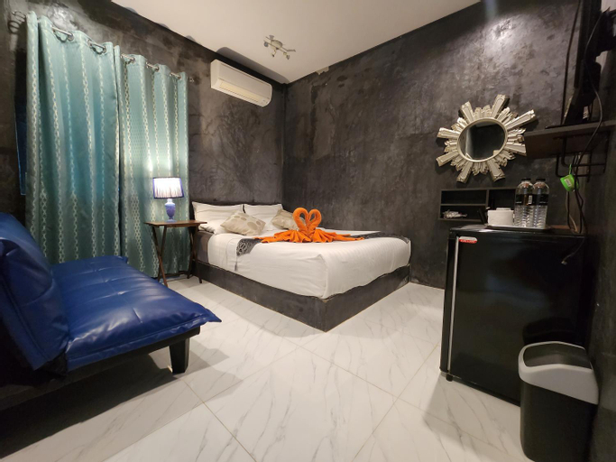 Bedroom 6