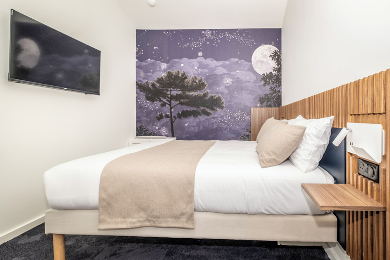 Bedroom 28